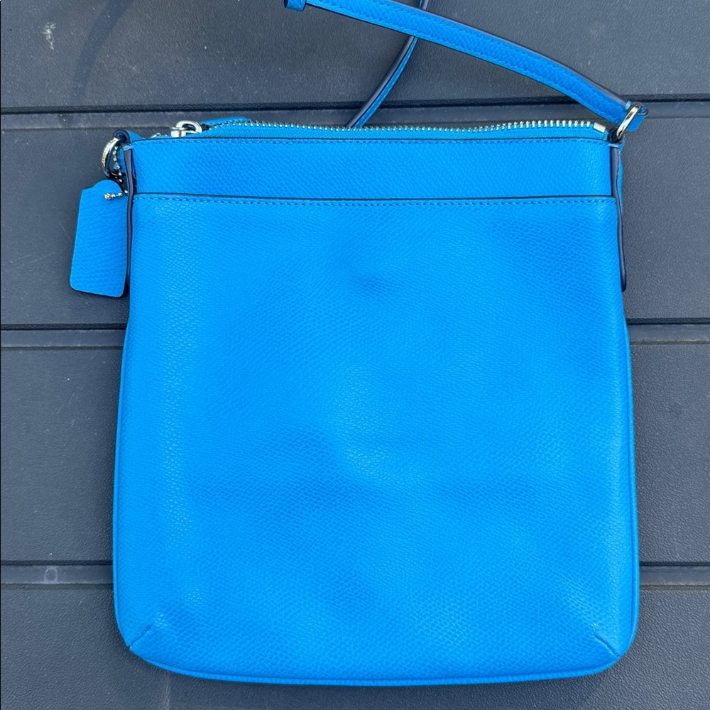 Coach crossbody - Picture 4 of 8